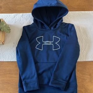 EUC Boys Under Armour Big Logo Fleece Hoodie,Size 6.